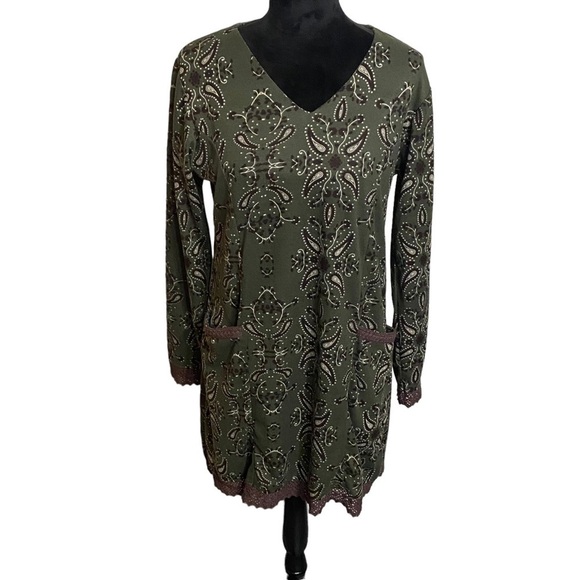 Yak and yeti dress size L. - Picture 1 of 10